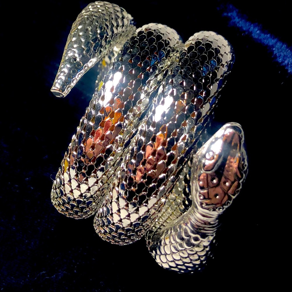 WHITING AND DAVIS Bendable Silver Snake Bracelet